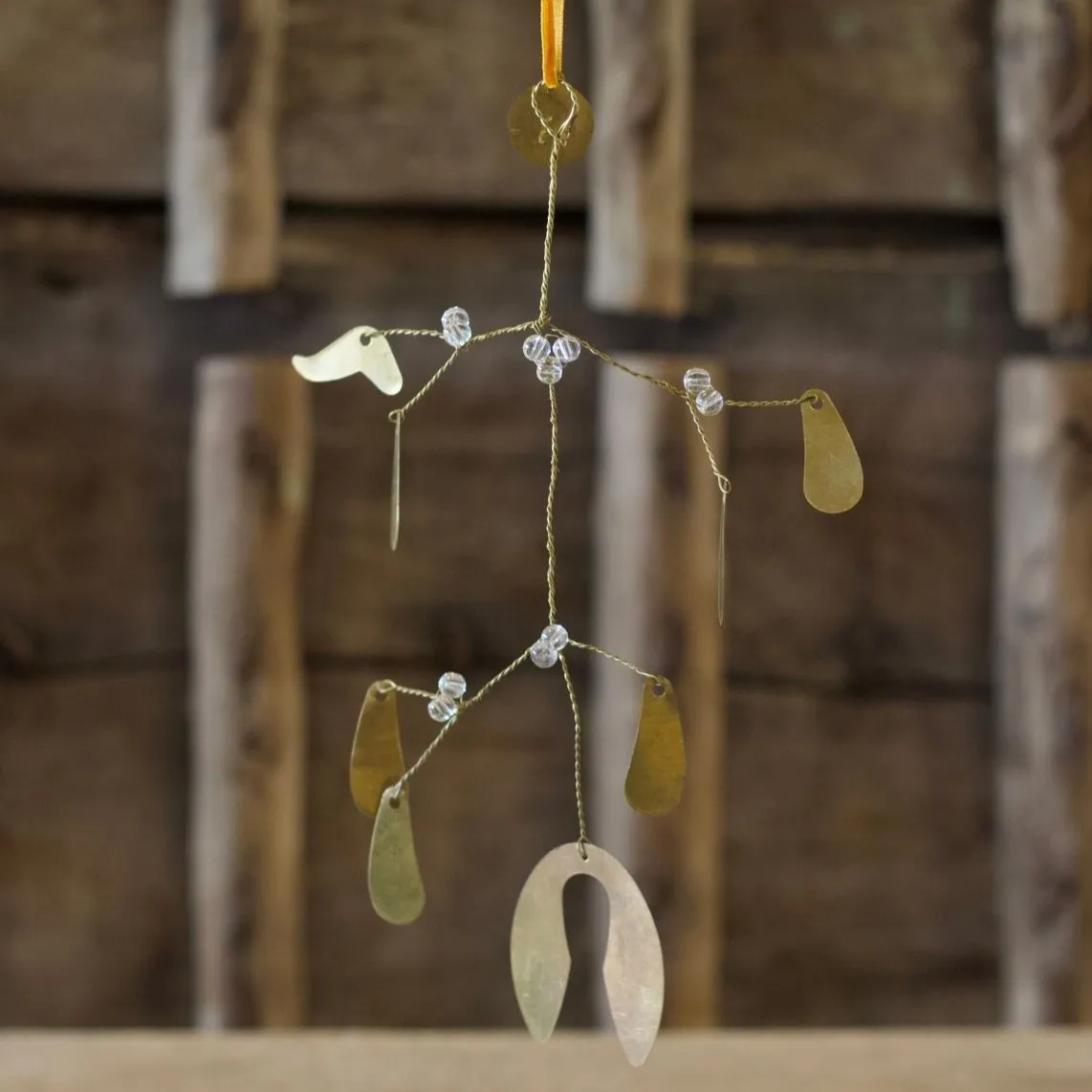 Hanging Brass Mistletoe Spray