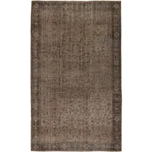 Ikeeshia - Vintage Turkish Area Rug