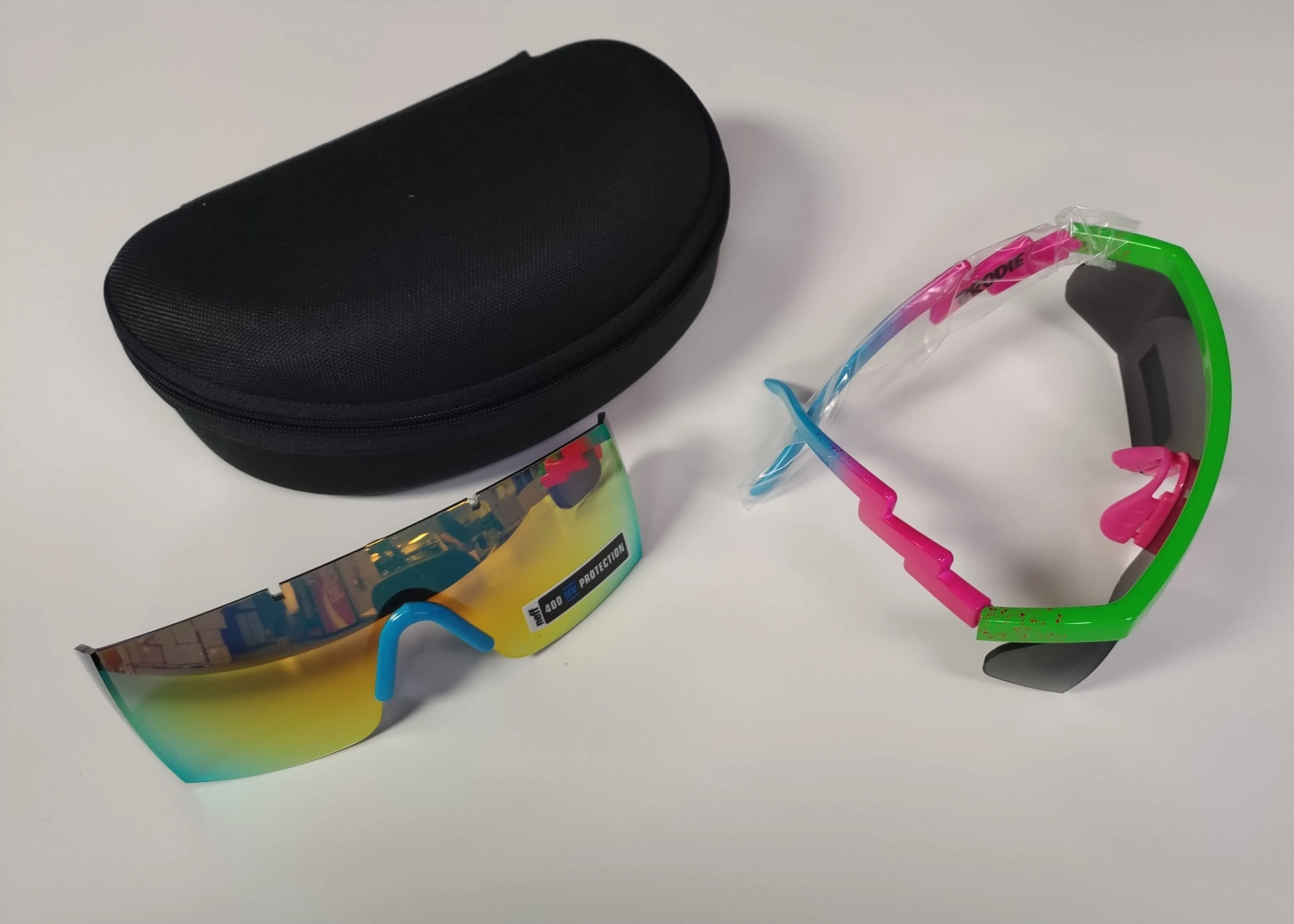 NEW Neff Brodie Pink/Blue/Green Sunglasses   pouch Msrp $50