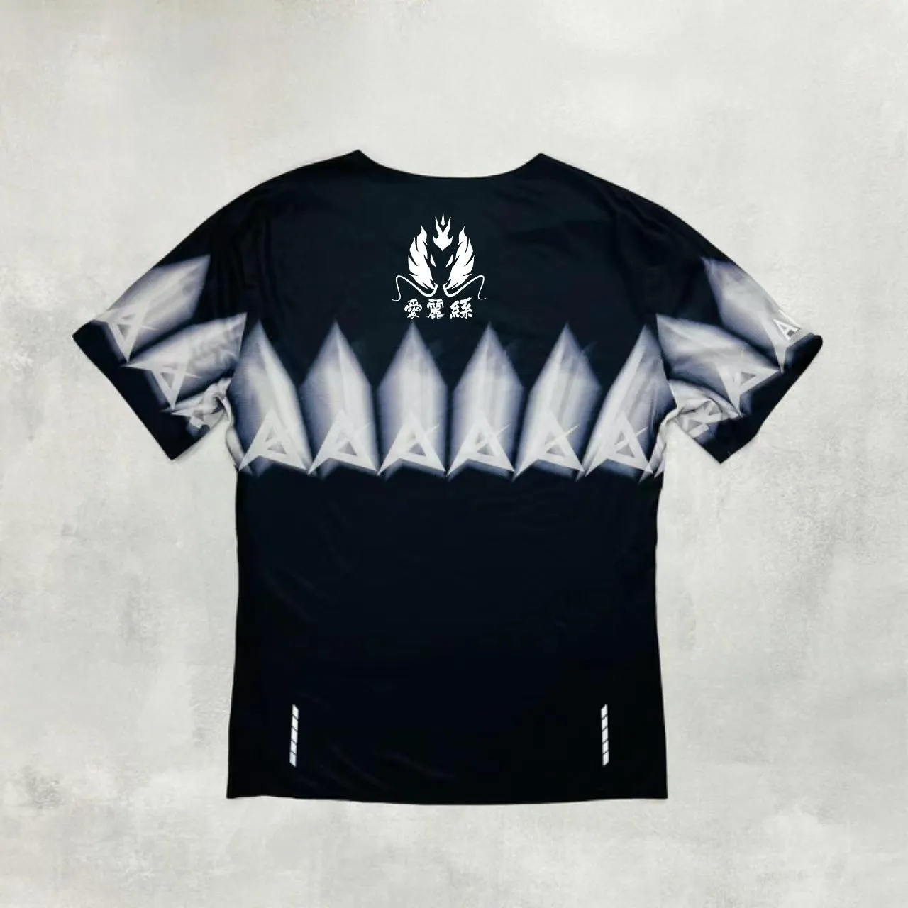 Pre-Order: Deliver in 14-21 days | AKIV Ultralight Training T-Shirt Kids | Flash