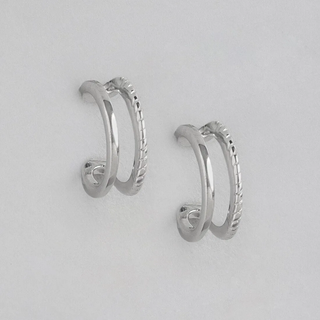 Sleek and Chic Rhodium Plated 925 Sterling Silver Earcuff